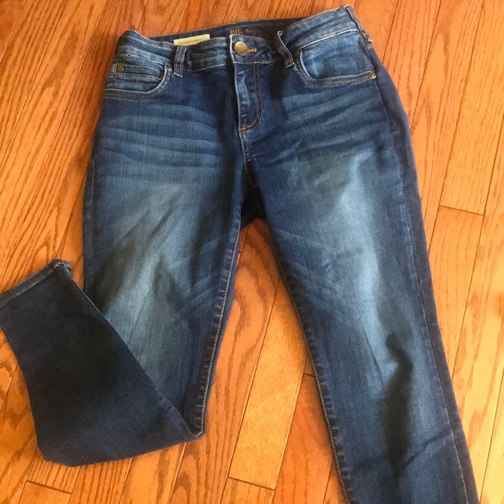 Like new condition Kut from the Kloth blue denim jeans